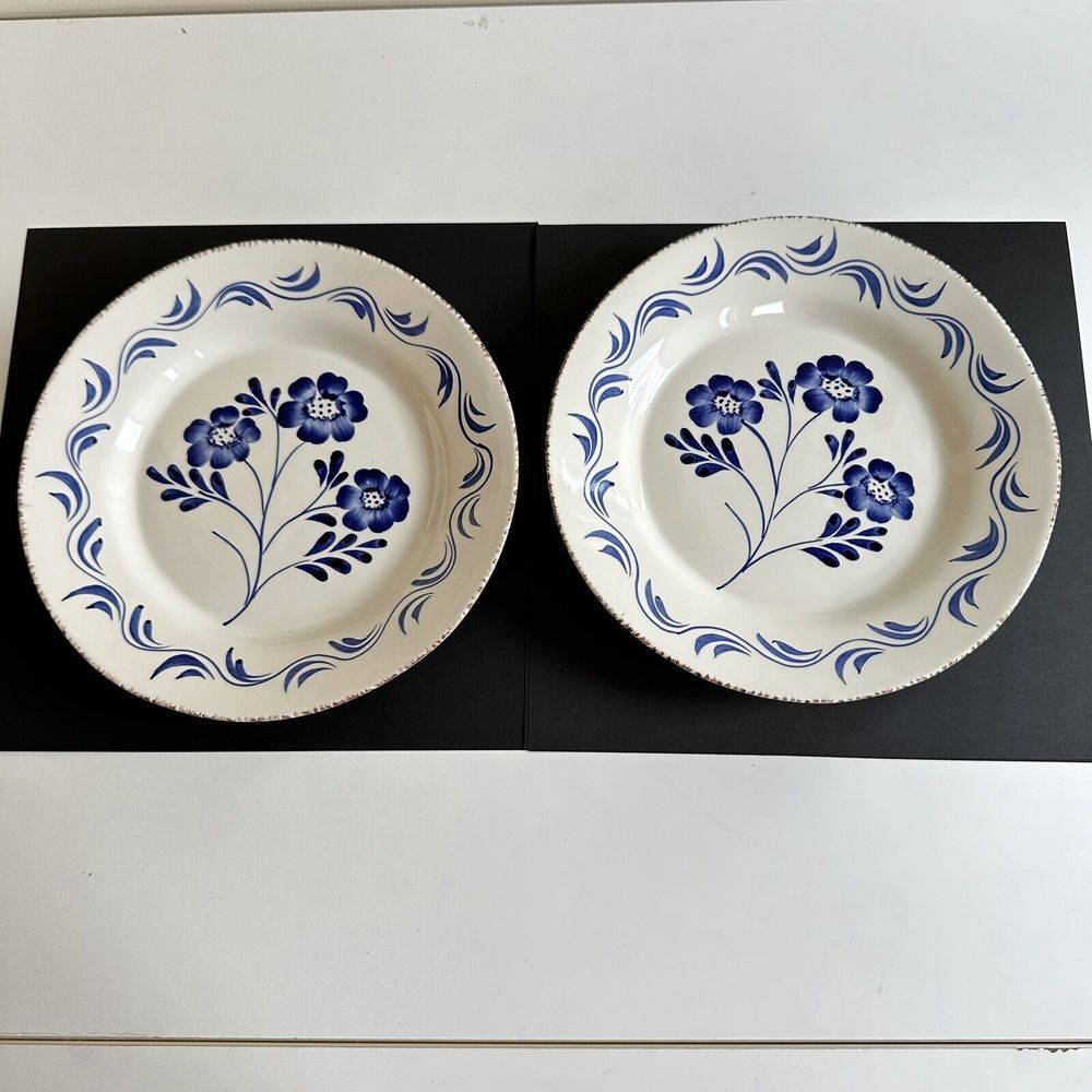 Abigails Casa Nuno Hand Painted Dinner Plates Blue White Floral Vines Talevera 2